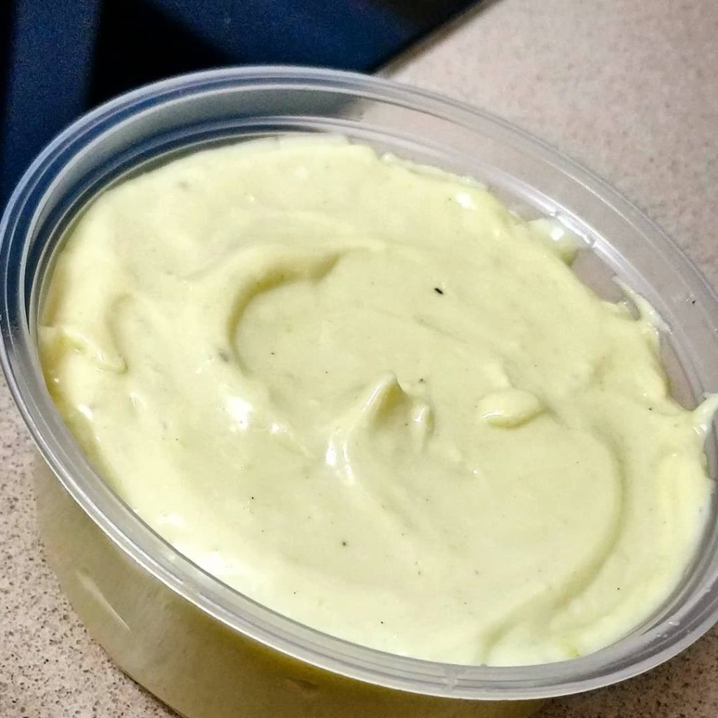 רוטב איולי שום